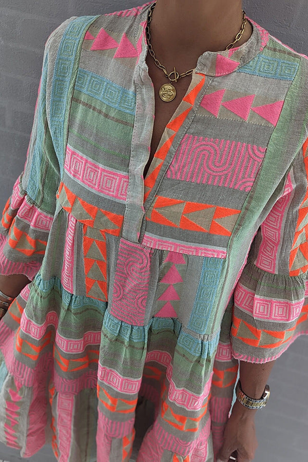 Hayley – Tryckt V-ringad Klänning i Europeisk och Amerikansk Stil för Hösten