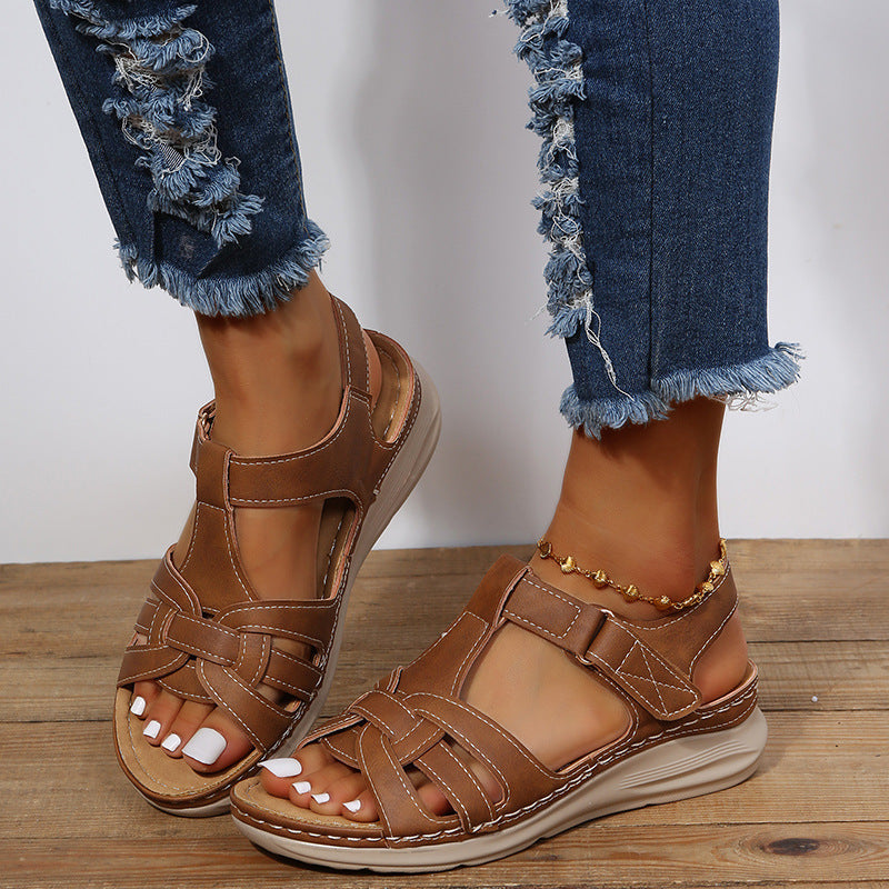 Ann – Vintage Plus Size Wedge Sandaler