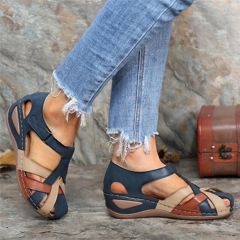 Shannon – Vattentåliga Sommar Sandaler med Blandad Färgdesign och Klack