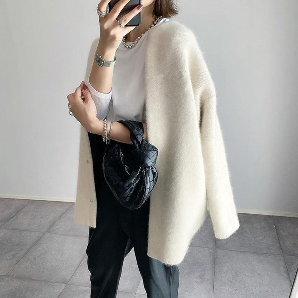 Dam Cardigan – Elegant och Avslappnad Stickad Kofta för Vardag och Kontor