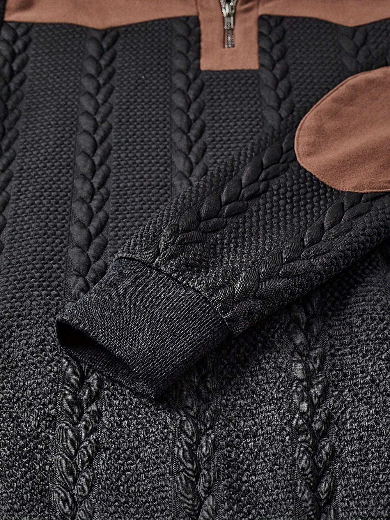 Herrstickad tröja med dragkedja och trendig design för vardagsbruk