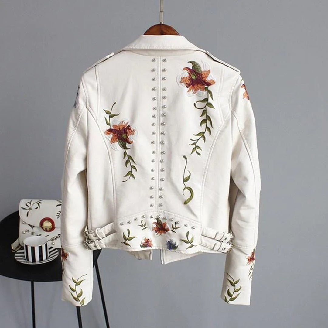 Damjacka med broderade blommor – Trendig bikerstil och elegant look