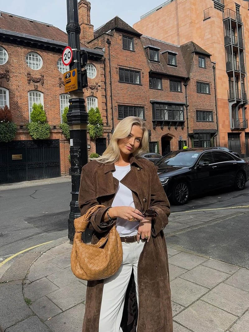Dam Trenchcoat Lång Modell Klassisk Stil – Perfekt för Vardag och Fest