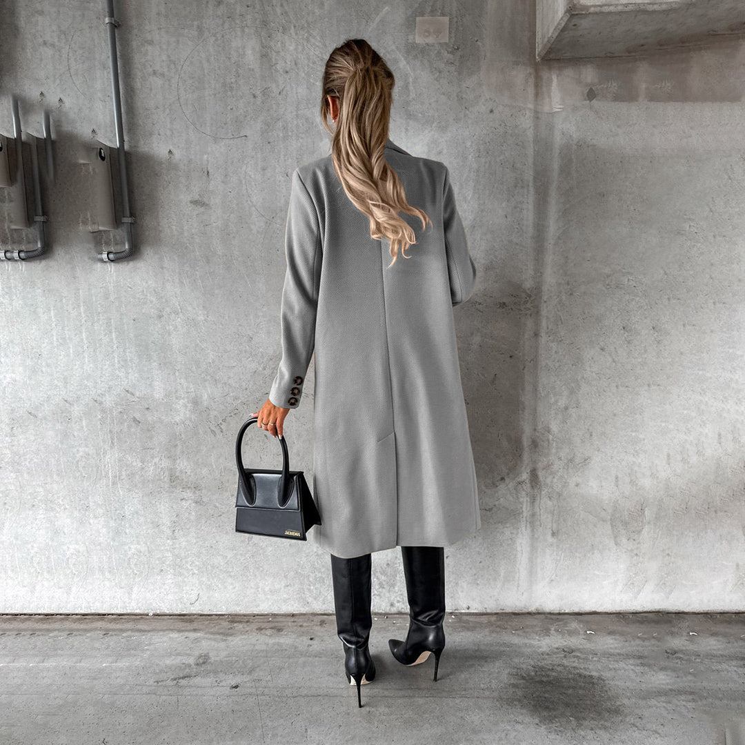 Damkappa – Elegant dubbelknäppt vinterrock för stilfulla tillfällen