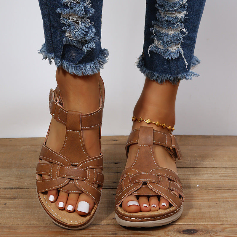 Ann – Vintage Plus Size Wedge Sandaler