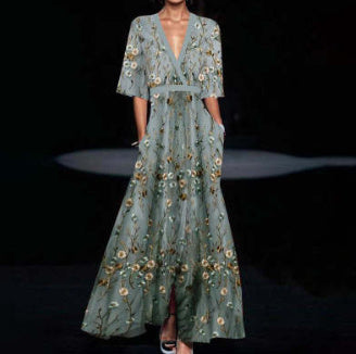 Anna – Tryckt Plisserad Klänning med Temperament för Pendling