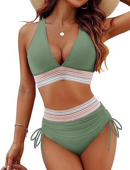Robyn – Högmidjad Bikinisplit med Trendigt Design