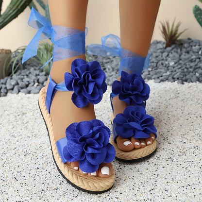 Dam Sandaler med Blommor och Elegant Snörning – Romantisk Sommarstil för Fest och Semester