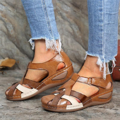 Shannon – Vattentåliga Sommar Sandaler med Blandad Färgdesign och Klack