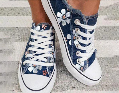 Sandra – Enkla Kvinno Sneakers i Koreansk Denim