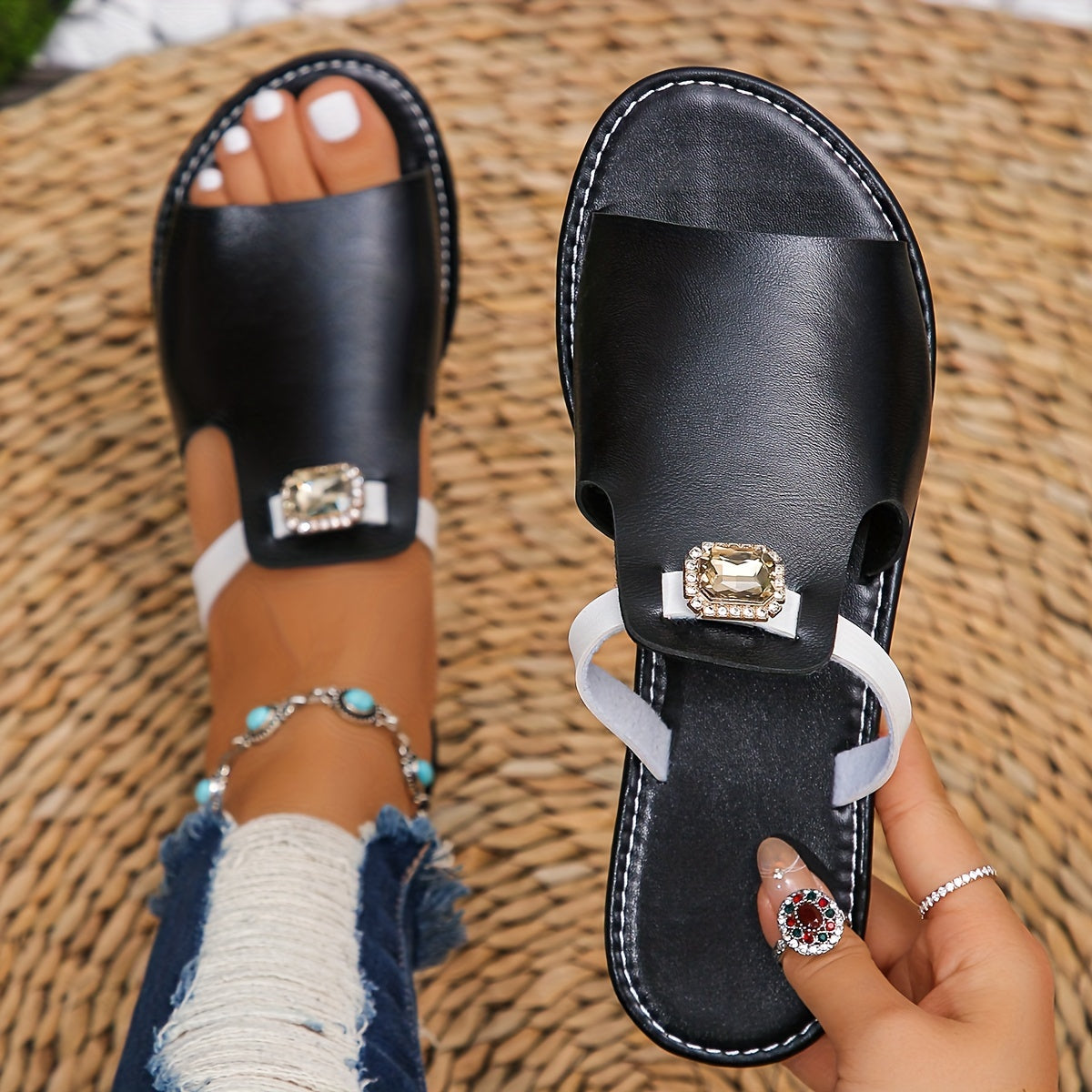 Damers eleganta slip-in sandaler med smyckesdetalj för vardag och semester