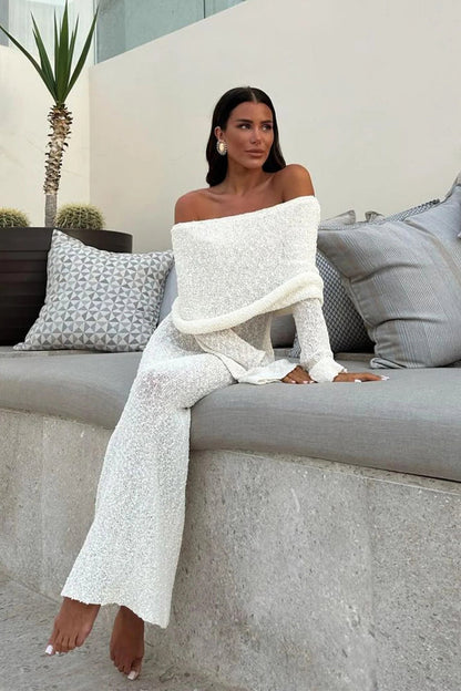 Sophie – En-sidig Stickad Klänning för Fest och Strand med Långa Ärmar