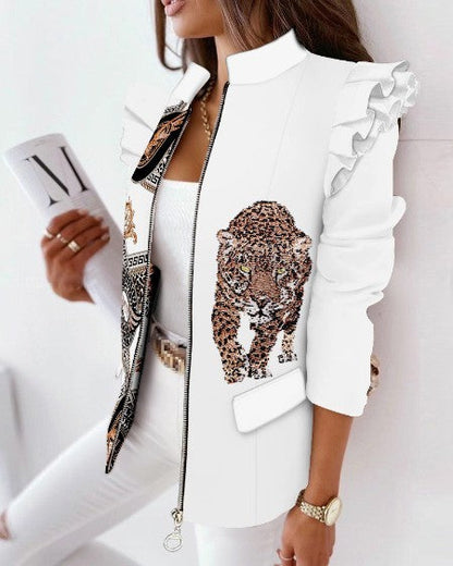 Stephanie – Leopardmönstrad Kavaj med Volangaxel