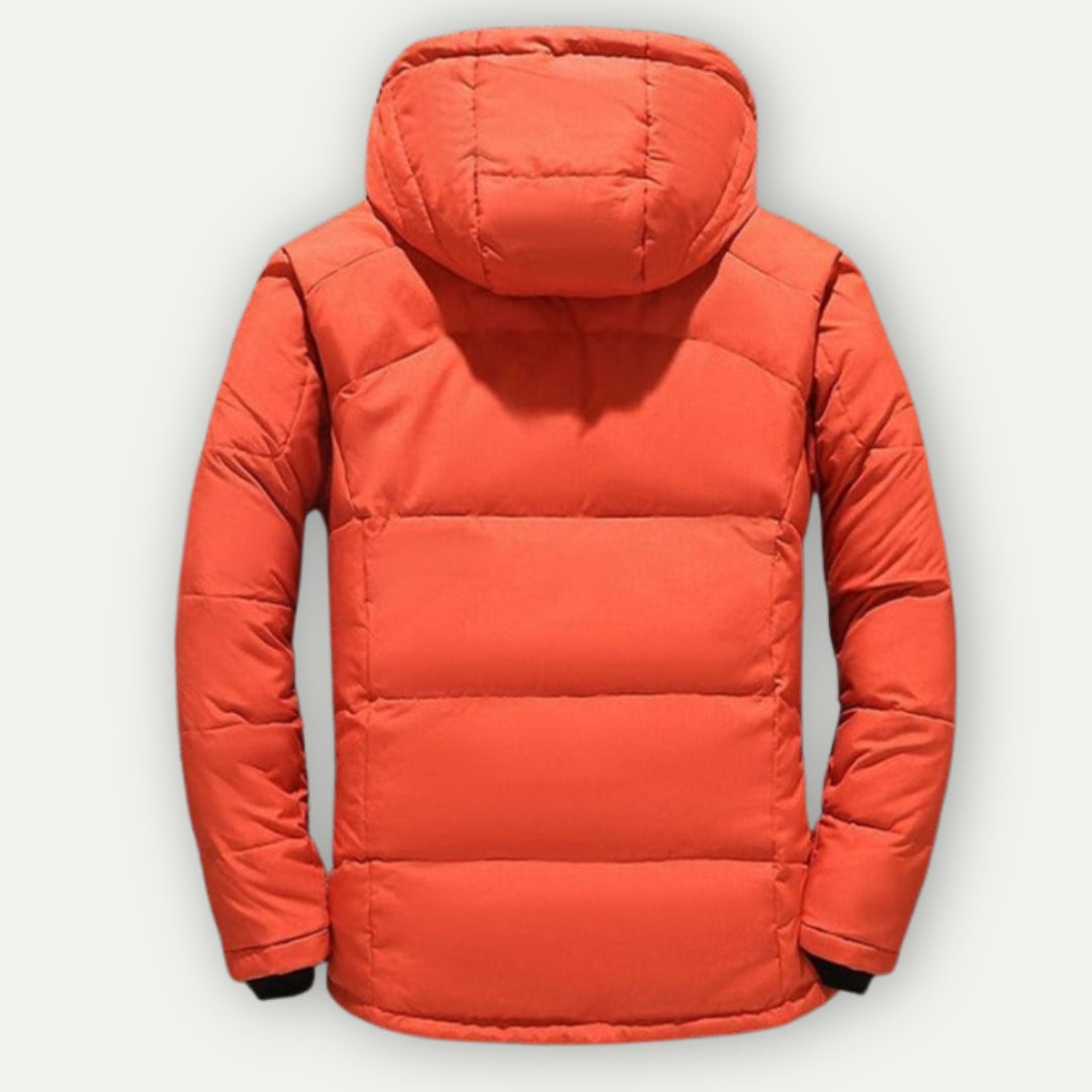 Alex – Herrjacka i dun med modern stil