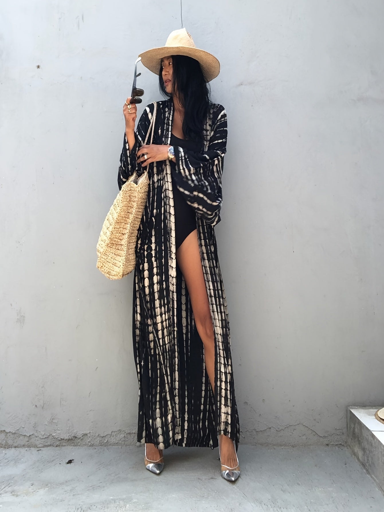 Damernas Lång Kimono Strandplagg med Dramatiskt Mönster – Semester Elegant Omlott
