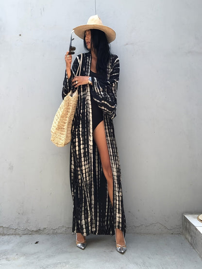 Damernas Lång Kimono Strandplagg med Dramatiskt Mönster – Semester Elegant Omlott