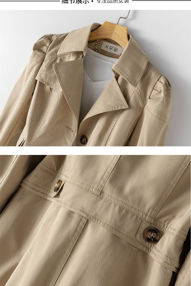 Somrig kort trenchcoat för damer – lätt och stilren
