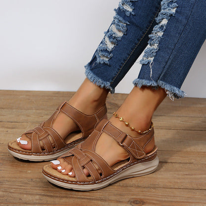 Ann – Vintage Plus Size Wedge Sandaler