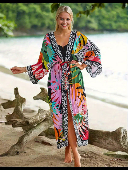 Damernas lång kimono med tropiskt mönster – strandplagg för semester och resort