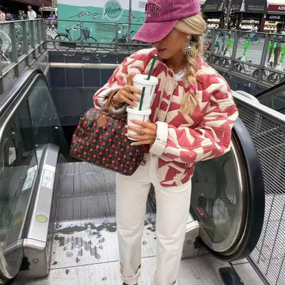 Ashley – Blommig Oversized Kappa