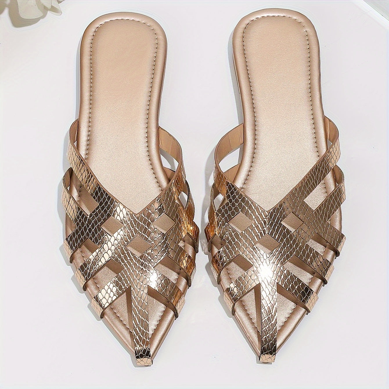 Dam Slip-in Flats för Mode och Vardag med Flätad Design och Spetsig Tå