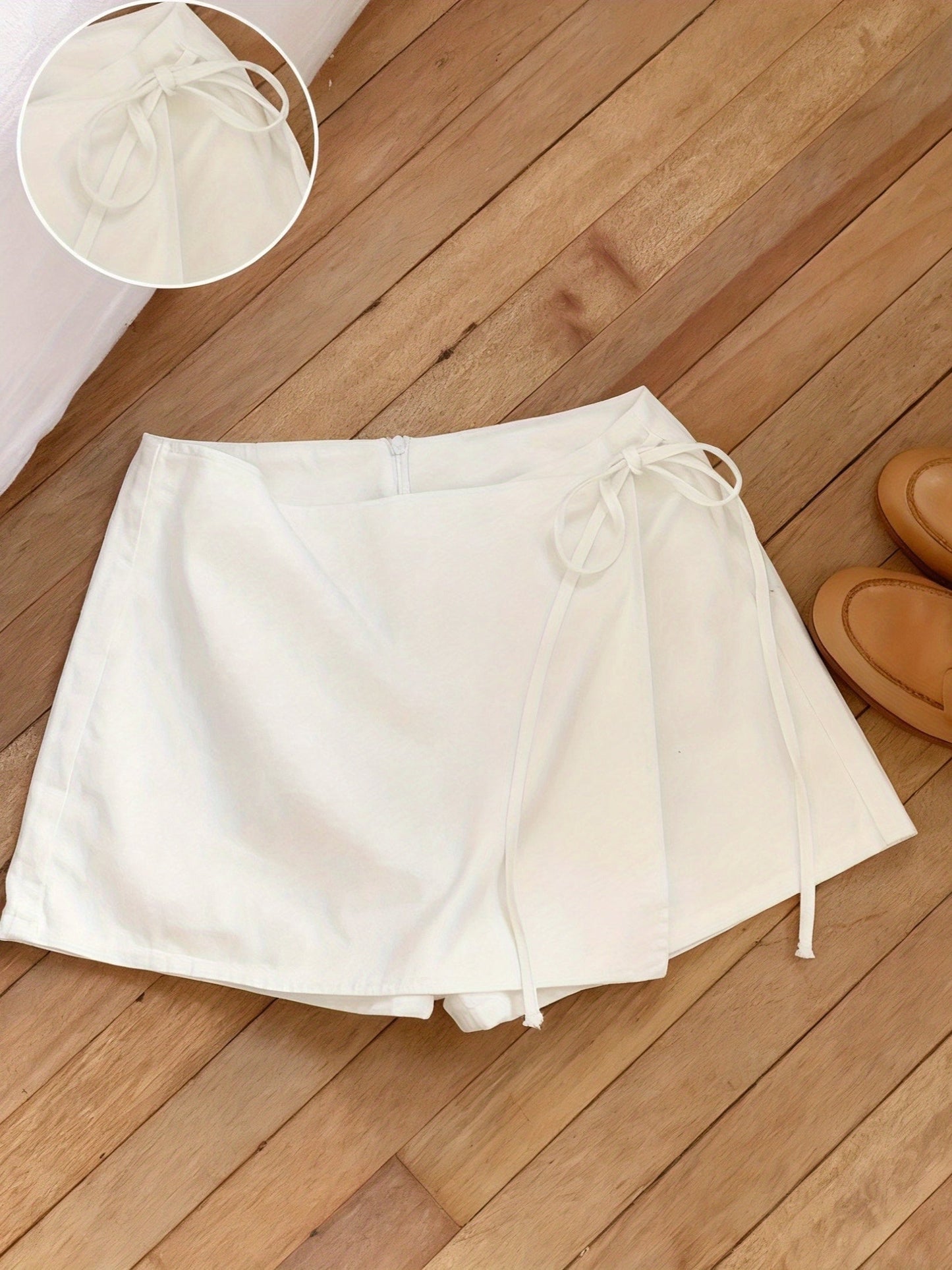 Dam Skort för Strand och Semester – Omlottstil med Knytband, Mini Kjol med Shorts