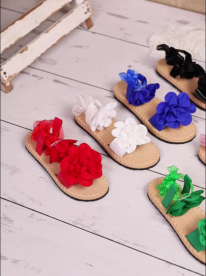 Dam Sandaler med Blommor och Elegant Snörning – Romantisk Sommarstil för Fest och Semester