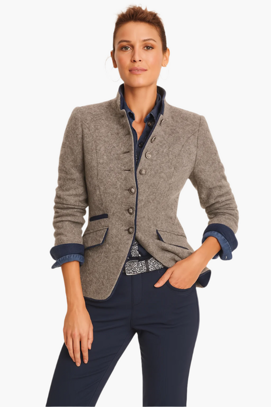 Dam Blazer – Elegant och Modern Kavaj för Arbete och Vardag
