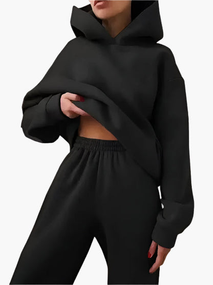 Damers avslappnad hoodie och joggingbyxa set – perfekt för hemmamys och vardagsstil