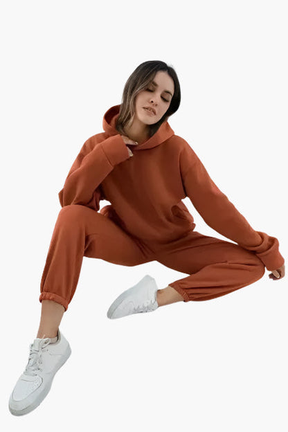 Damers avslappnad hoodie och joggingbyxa set – perfekt för hemmamys och vardagsstil