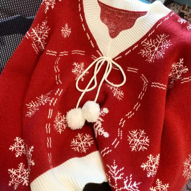 Damkofta med snöflingor och vintermönster - Julinspirerad stickad cardigan