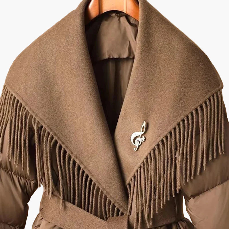 Dam Vinterjacka Med Bälte och Fransar – Trendig Lång Pufferjacka för Vardagsbruk