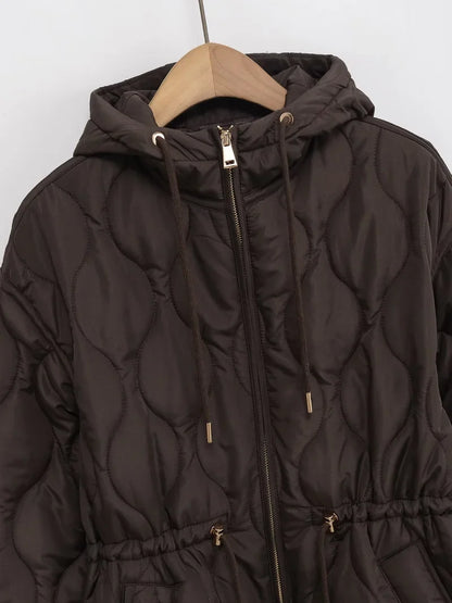 Dam Quiltad Vinterjacka med Huva och Dragsko – Trendig Vardagsstil