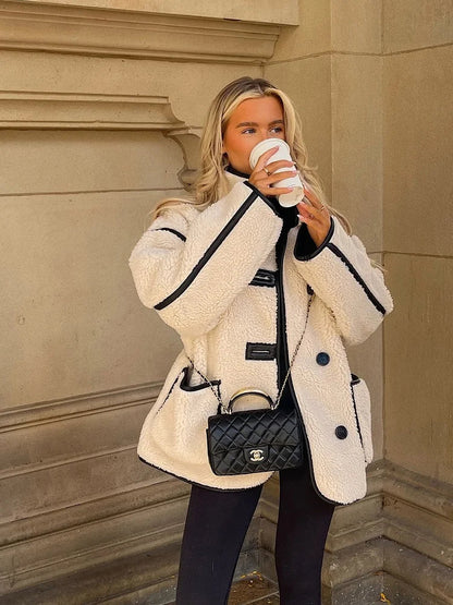 Dam Teddy Oversize Jacka – Trendig och Mysig Vinterjacka för Stad och Fritid