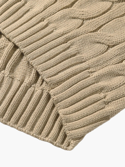 Herrtröja med Kabelstickning och Knappdetalj – Elegant Vardagsstil