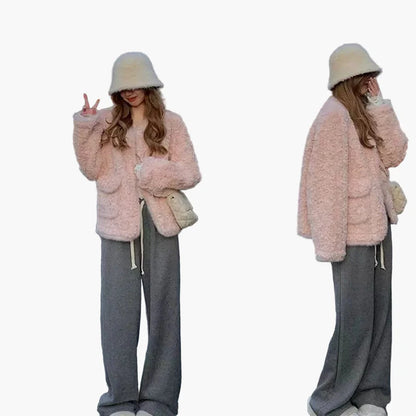 Damjacka i trendig avslappnad stil för vardag och vinter