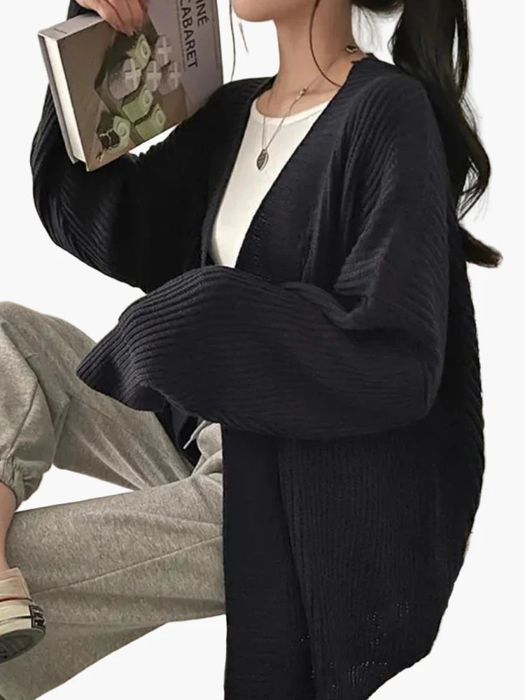 Damers avslappnad oversized stickad cardigan – perfekt för vardagsbruk och mysiga dagar