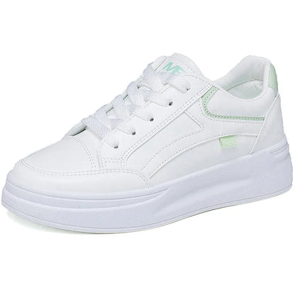 Somriga vita sneakers dam – Lätta platåsneakers för vardag och semester