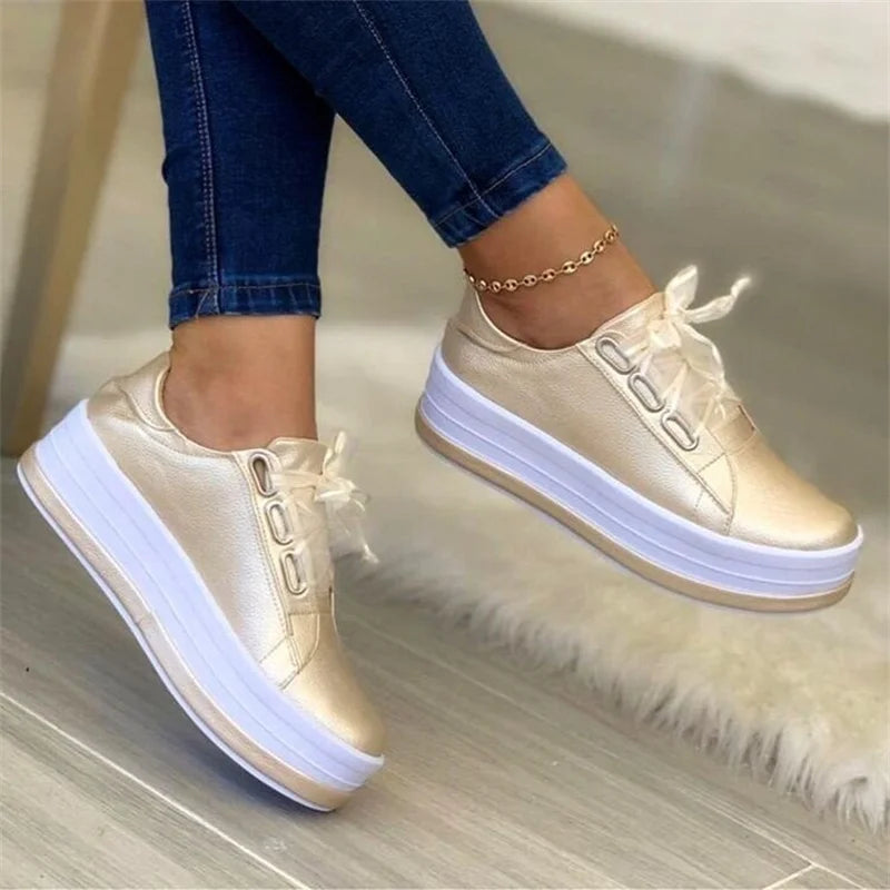 Somriga platå sneakers dam – trendiga och luftiga skor för soliga dagar