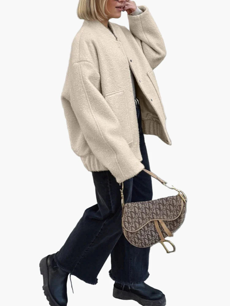 Damjacka i trendig oversized bomberstil – Perfekt för vardag och citylook