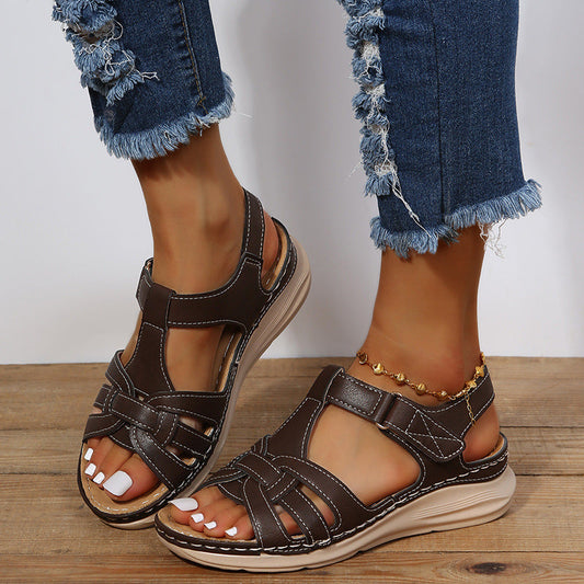 Ann – Vintage Plus Size Wedge Sandaler