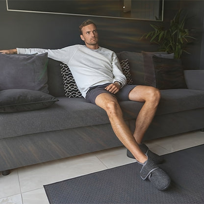 Herrtofflor med Kardborreknäppning – Bekväma Inneskor för Vardag och Avkoppling