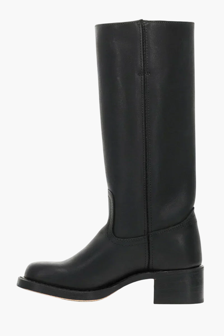 Dam Klassiska Stövlar med Modern Touch – Stilrena och Mångsidiga Boots för Vardag & Fritid