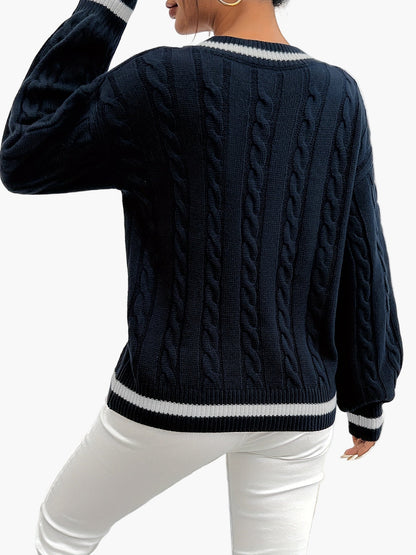 Damtröja med V-ringning och kabelstickad design – Elegant och avslappnad höst/vintertröja