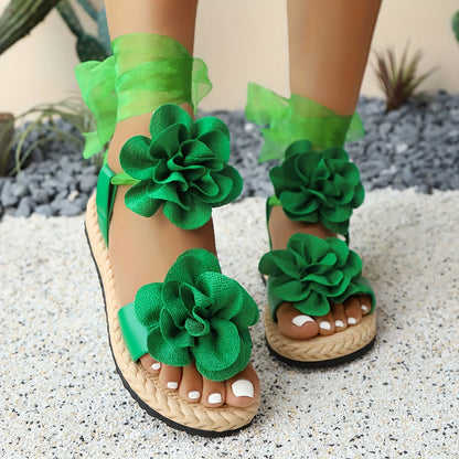 Dam Sandaler med Blommor och Elegant Snörning – Romantisk Sommarstil för Fest och Semester
