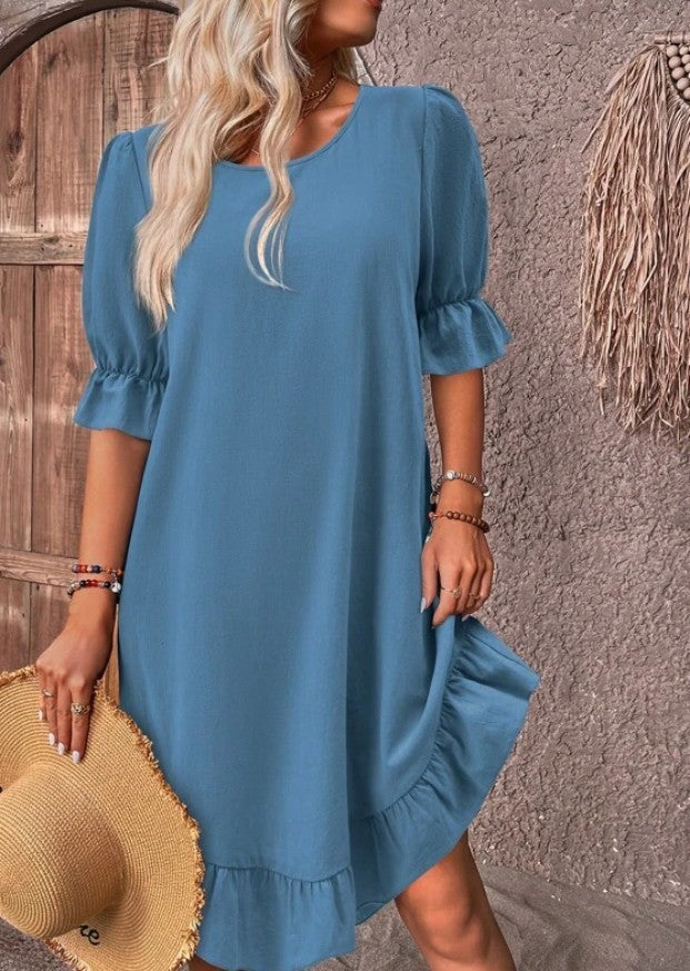 Pamela – Rynkad kortärmad klänning i sommarens enfärgade design