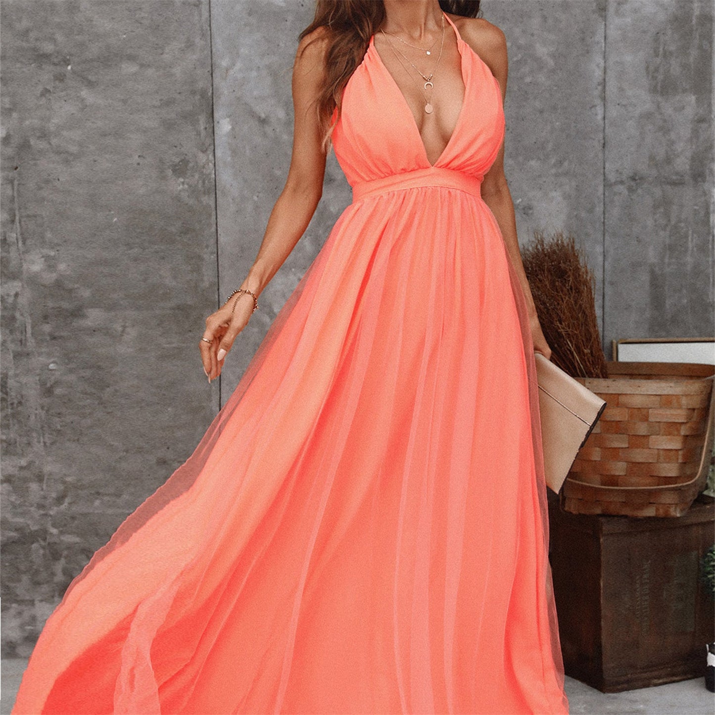 Imogen – Modernt Elegant Orange Hängande Tyllklänning