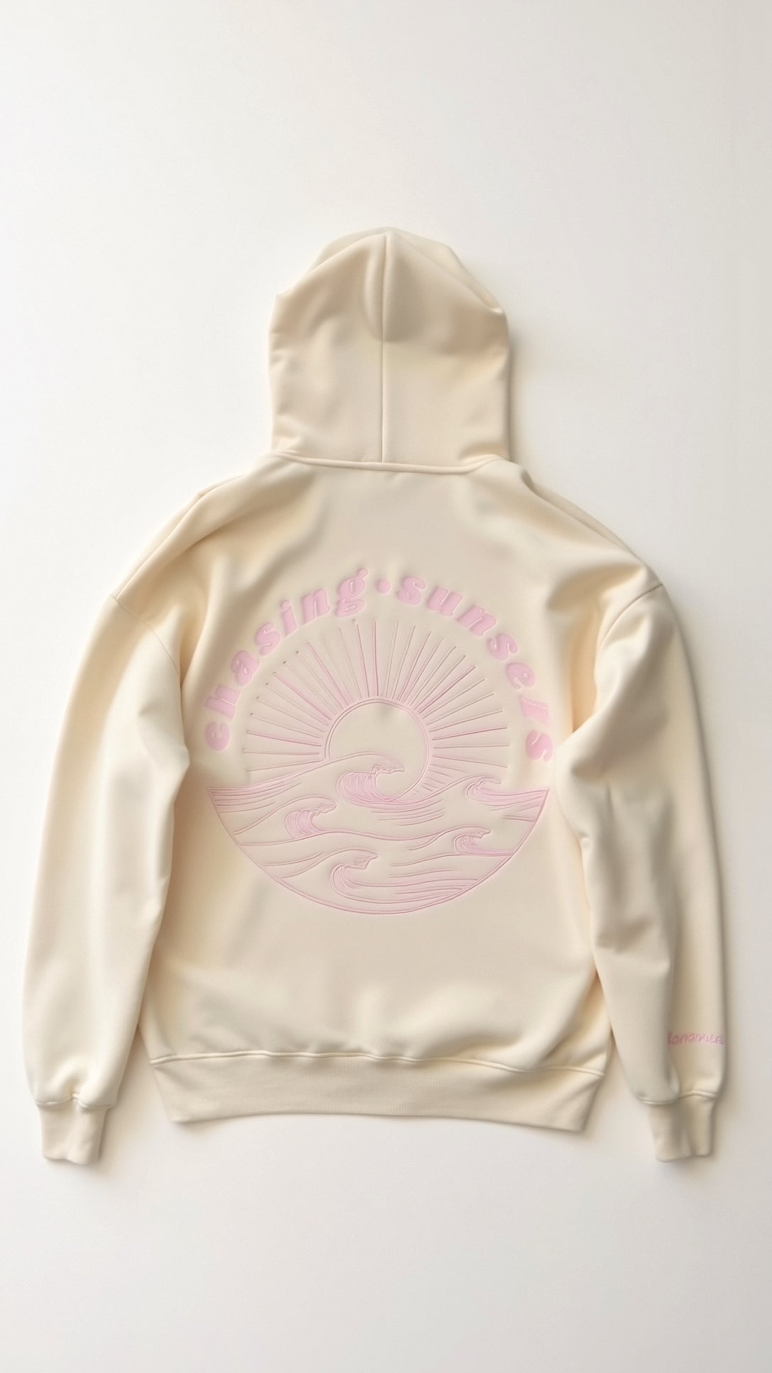 Dam Hoodie med tropiska broderier – Avslappnad streetwear för vardag och fritid