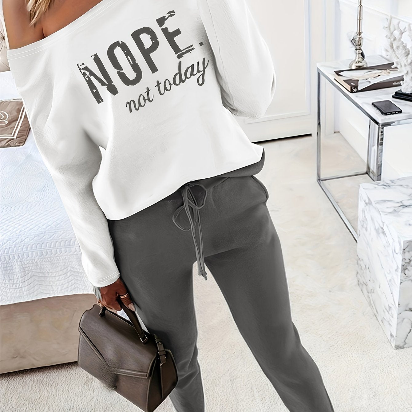 Nora - Avslappnat Tvådelat Set med Statement-Design